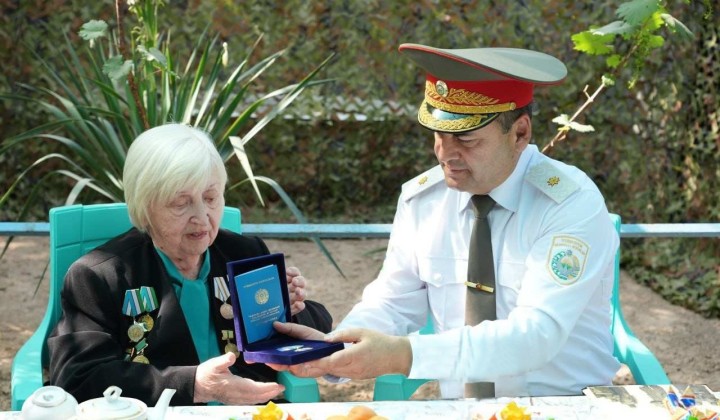 Image alt